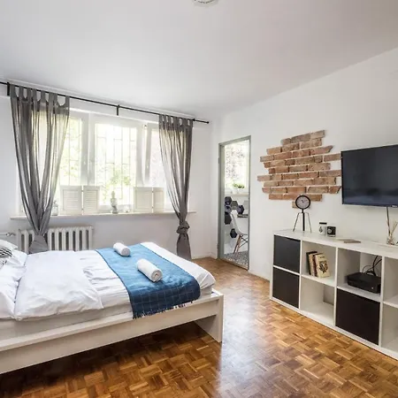 Noctis Powisle Apartmán